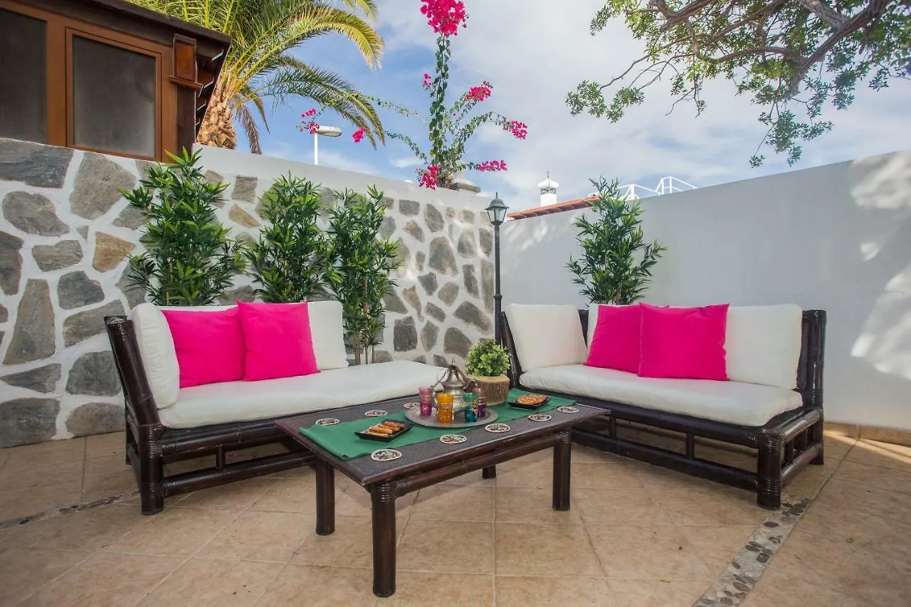 Palm Villa Puerto del Carmen  Spain